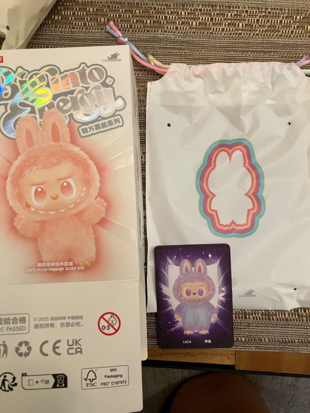 Labubu - Luck - BIG INTO ENERGY - POP MART - The Monsters - Picture 3 of 4